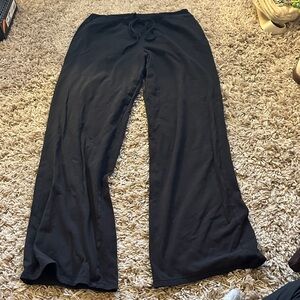 Women's Black Wide-Leg Pants skims